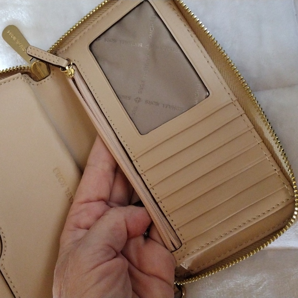 Michael Kors Gold Wallet with Pearl Handle - Picture 7 of 13
